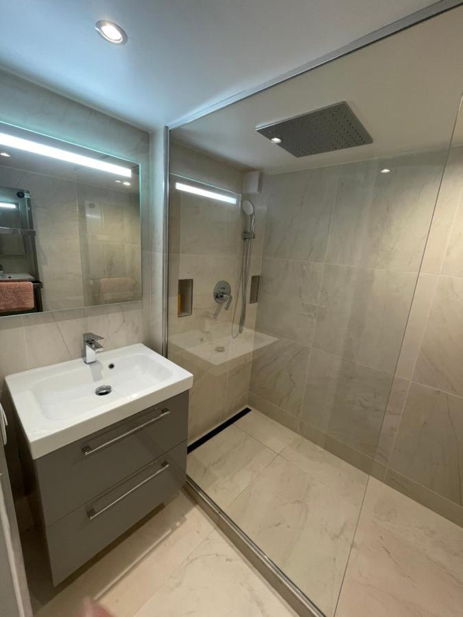 Gallo Premium Nice Bagian luar foto